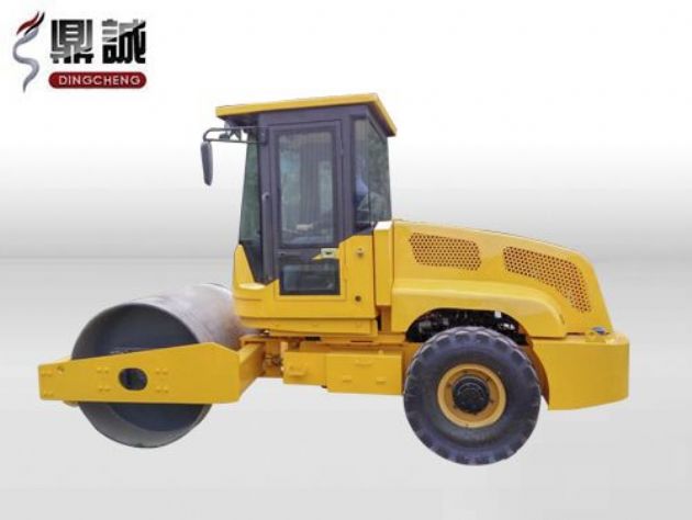 點(diǎn)擊查看詳細(xì)信息<br>標(biāo)題：6噸單鋼輪振動(dòng)壓路機(jī) 閱讀次數(shù)：13665