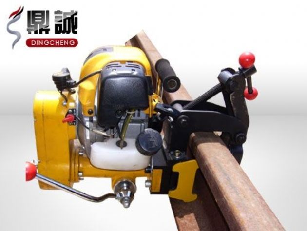 點(diǎn)擊查看詳細(xì)信息<br>標(biāo)題：內(nèi)燃鋼軌鉆孔機(jī) 閱讀次數(shù)：4931